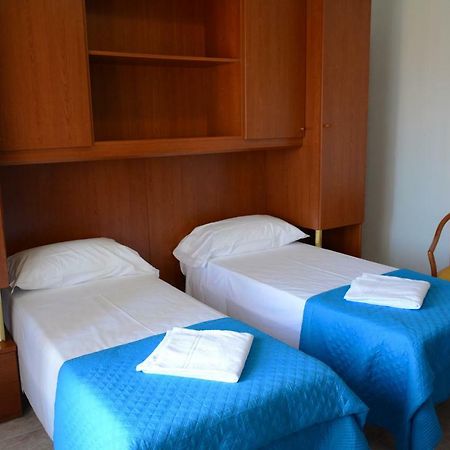Castelvetere Hotel Caulonia Exterior photo