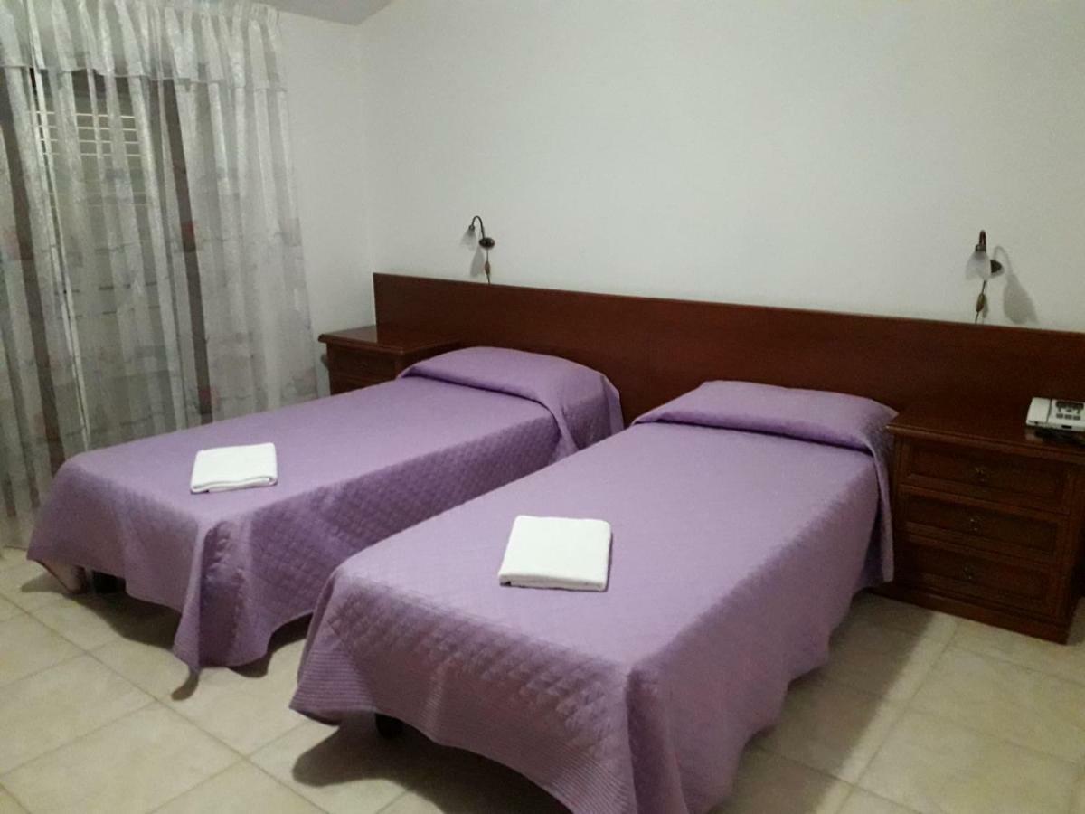 Castelvetere Hotel Caulonia Exterior photo